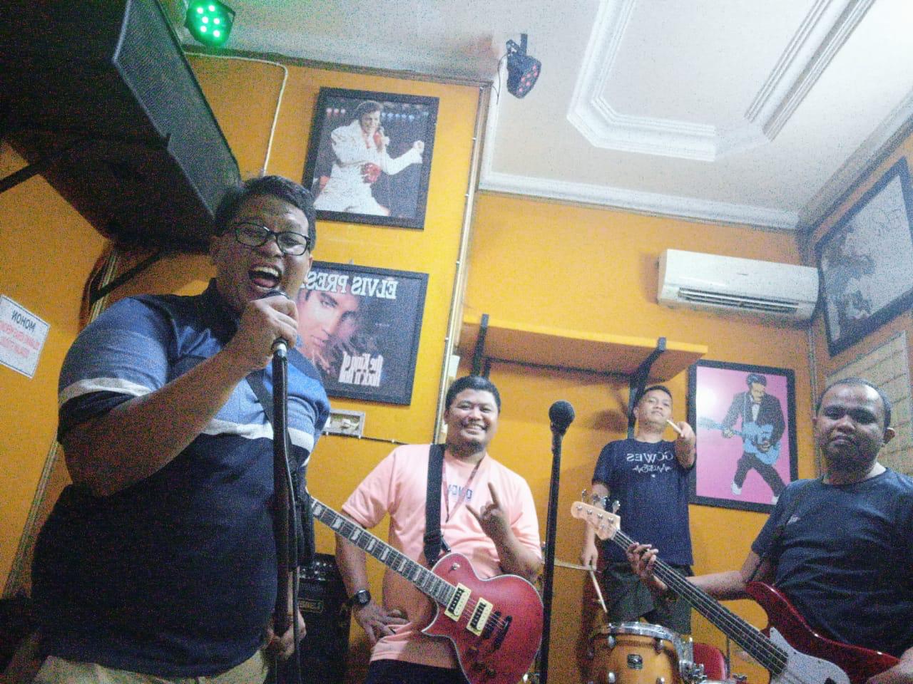 DiTeras Band, Band Genre Pop/Rock Asal Payakumbuh Lahirkan Karya Perdana