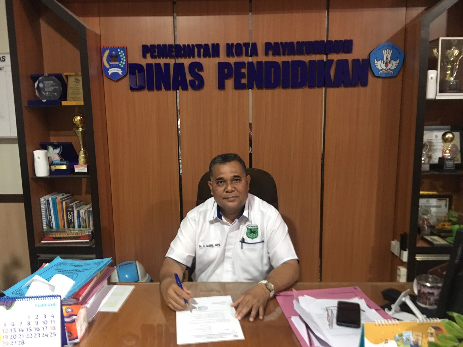 Kepala Disdik Payakumbuh Dr. Dasril saat ditemui di ruangannya di Kantor Dinas Pendidikan Kota Payakumbuh