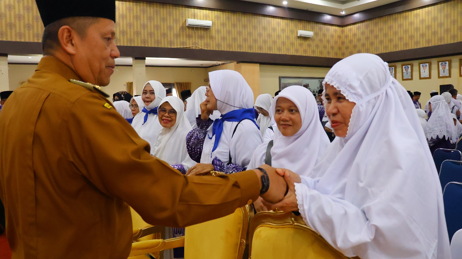 194 Calon Jamaah Haji Payakumbuh Resmi Dilepas, Wawako: Fokuskan Hati untuk Beribadah