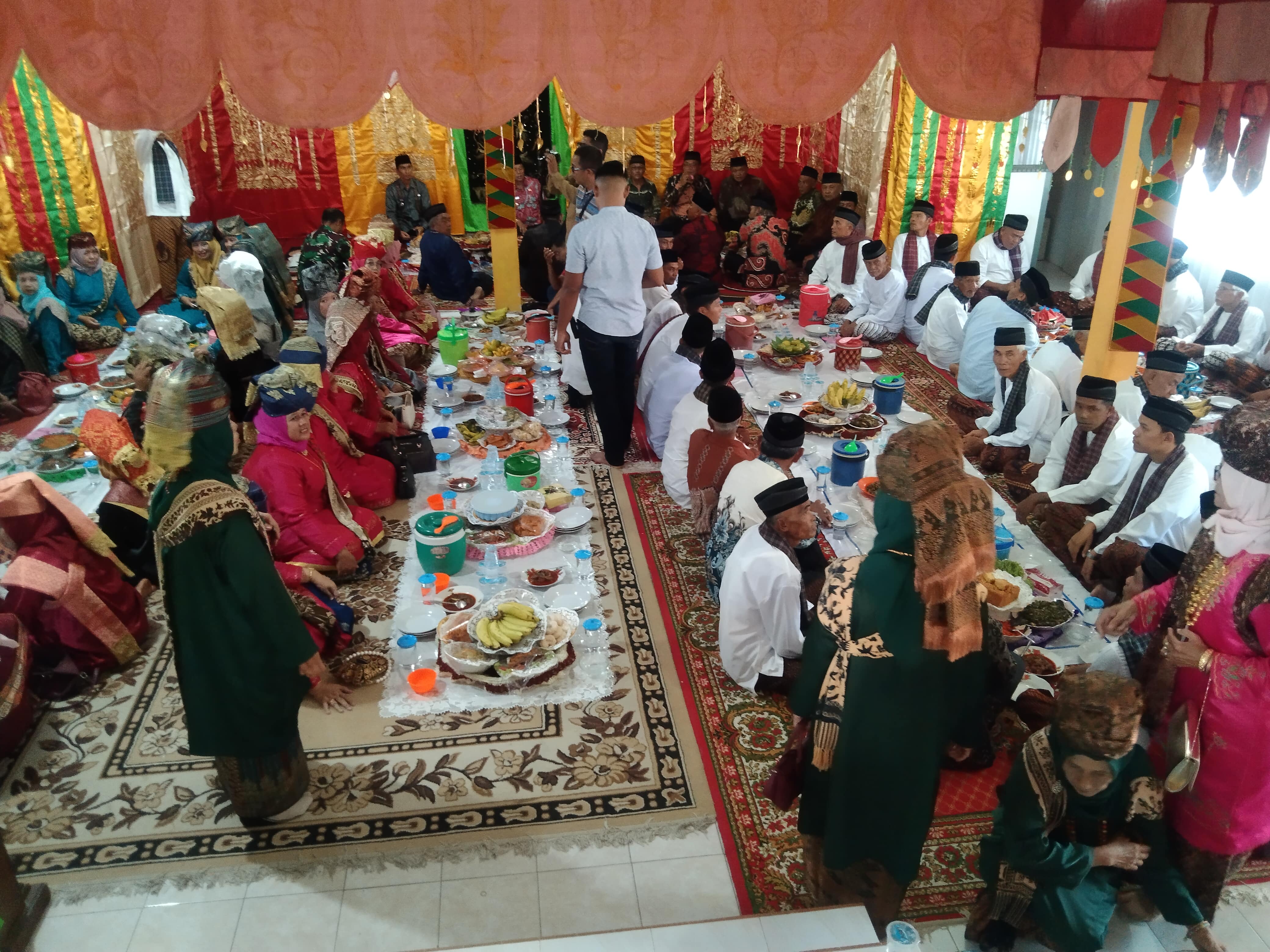 Maanta Pabukoan: Ketika Tradisi Menolak Lupa di Nagari Tiakar