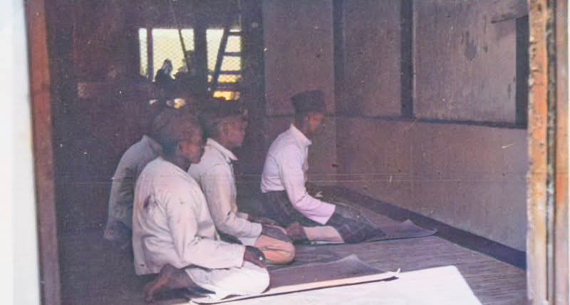 Menjemput Pulang Bacaan Langit: Mengingat Qira’at Syekh Abdul Malik dari Makkah ke Batuhampar