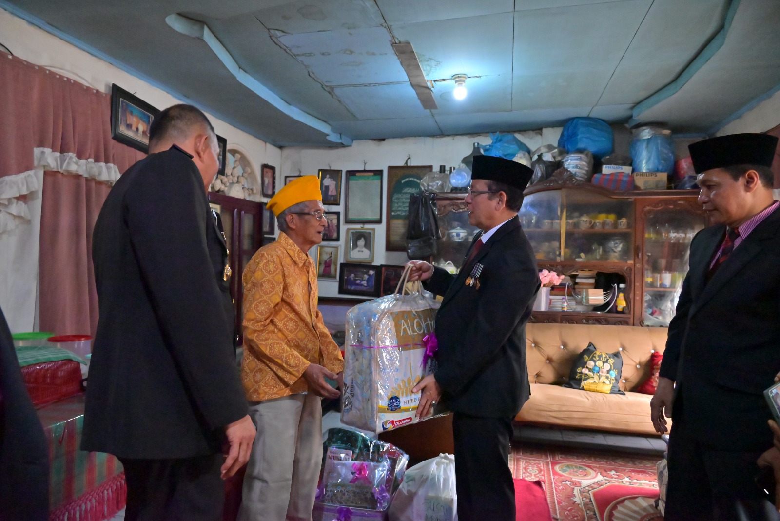 Peringati Hari Pahlawan, Wali Kota Zulmaeta: Hari Pahlawan Momentum Melanjutkan Perjuangan dengan Karya dan Pengabdian