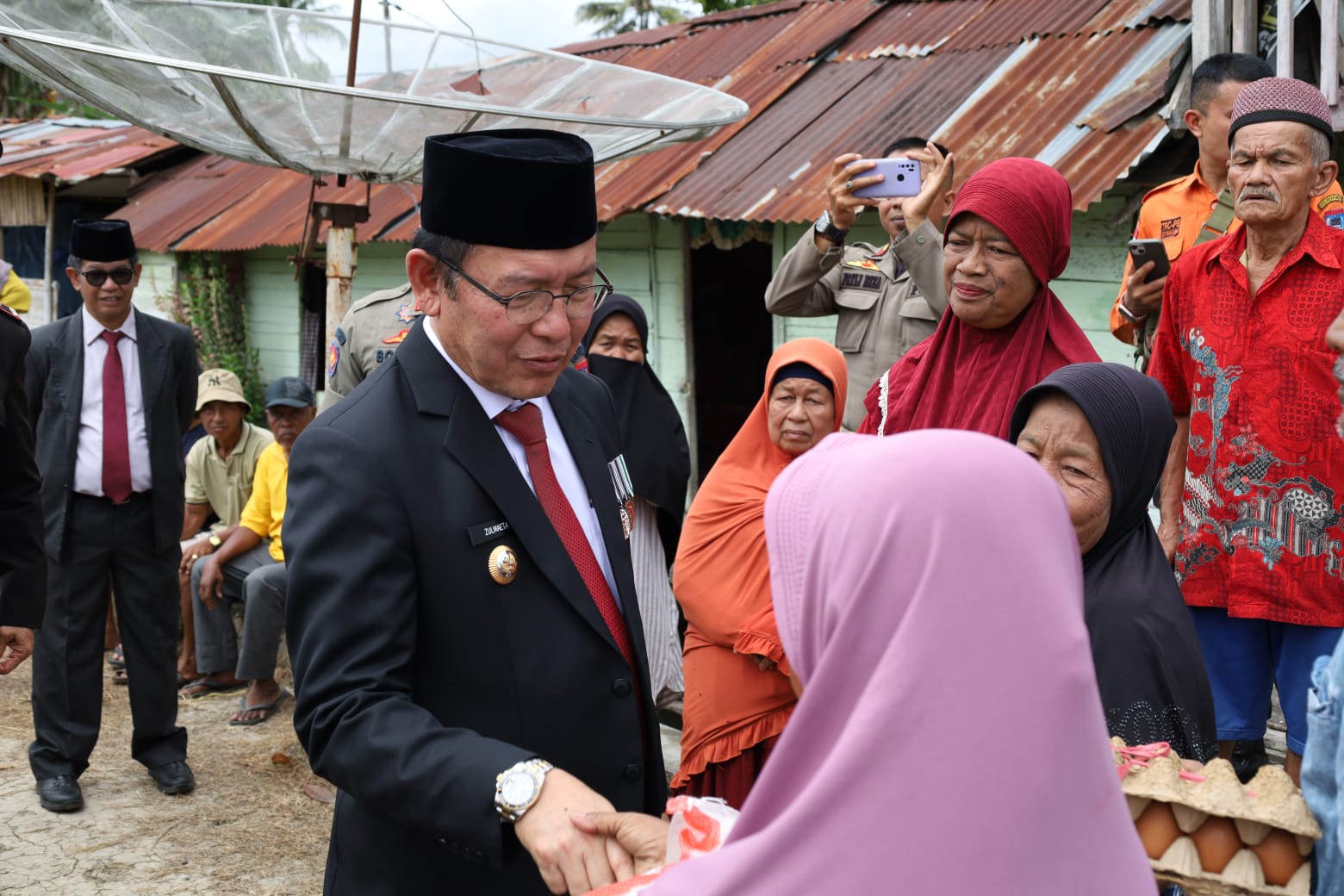 Rumah Warga di Napar Ludes Terbakar, Wali Kota Zulmaeta Turun Langsung ke Lokasi