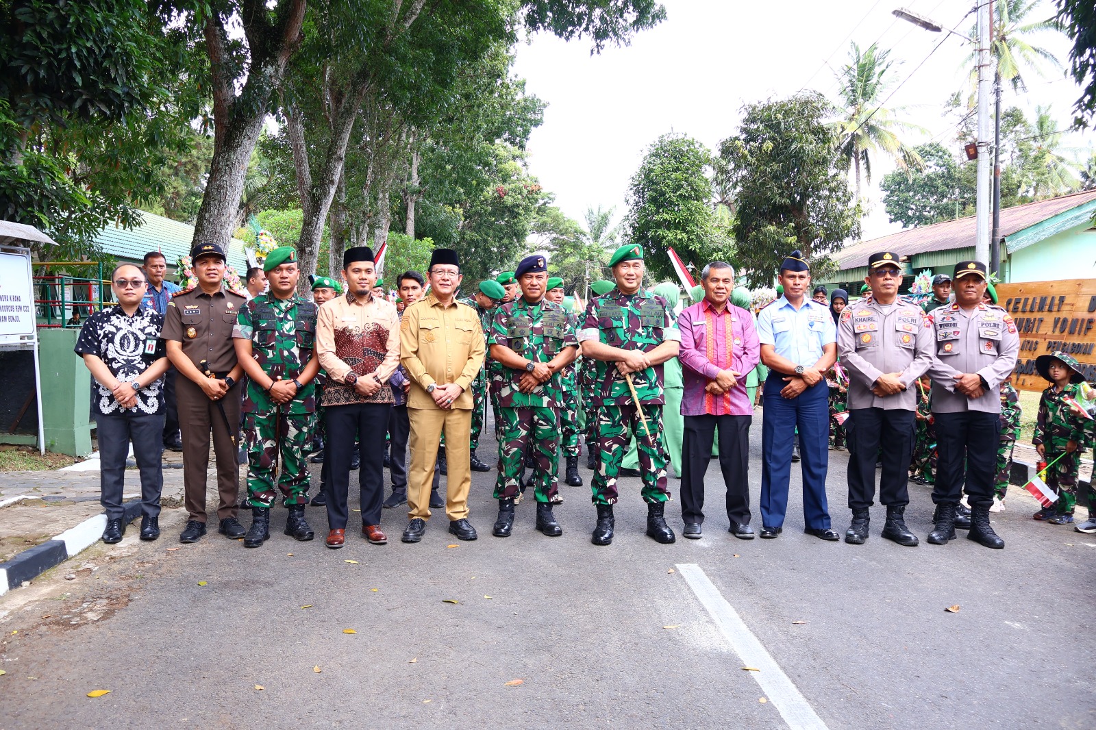 Wali Kota Zulmaeta Sambut Kepulangan Prajurit Satgas Pamtas RI–PNG Yonif 131/Braja Sakti