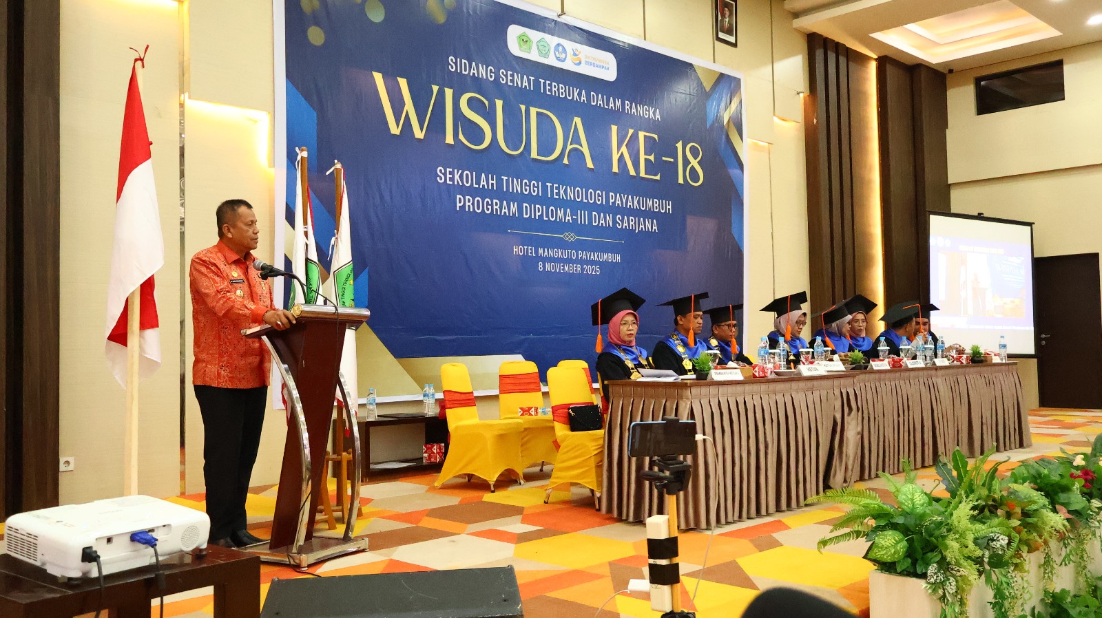 Wawako Ajak Lulusan STT Payakumbuh Jadi Penggerak Perubahan di Era Digital