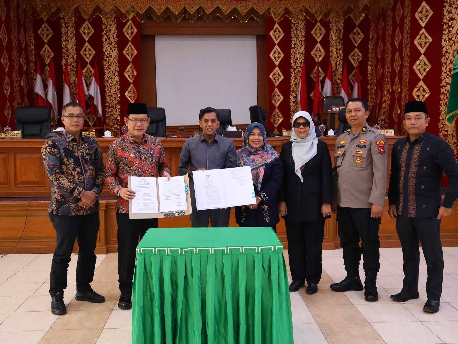 Pemko dan DPRD Payakumbuh Sahkan APBD 2026 Senilai Rp745,658 Miliar