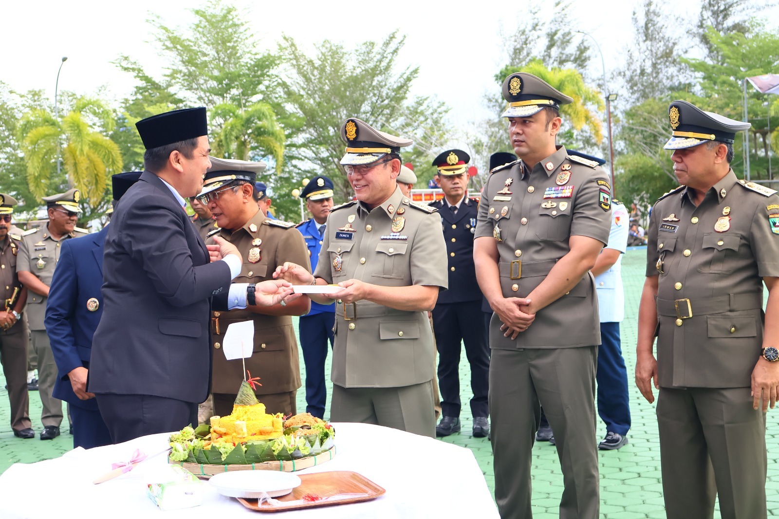 Wali Kota Payakumbuh Tegaskan Peran Strategis Damkar, Satpol PP, dan Satlinmas